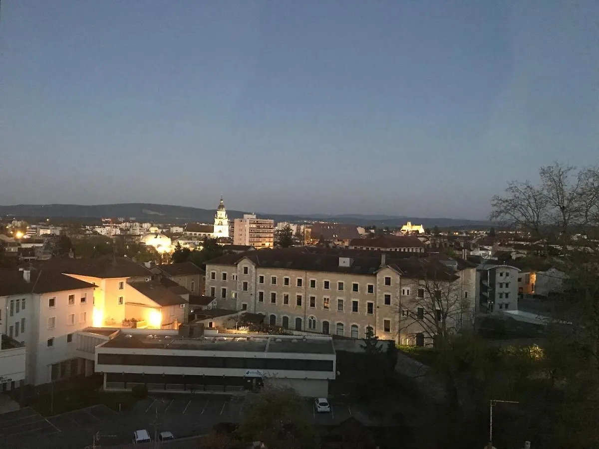 Bel Appartement Renove, Spacieux Et Lumineux Bourg-en-Bresse